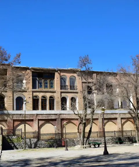 عمارت وکیل الملک، کردستان