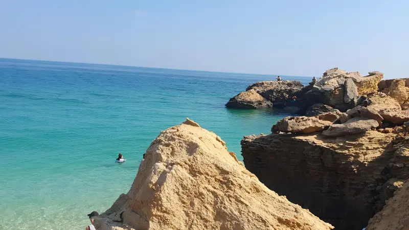 ساحل خنیزی - تصویر 2