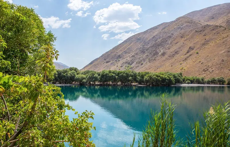 دریاچه زریوار - تصویر 1