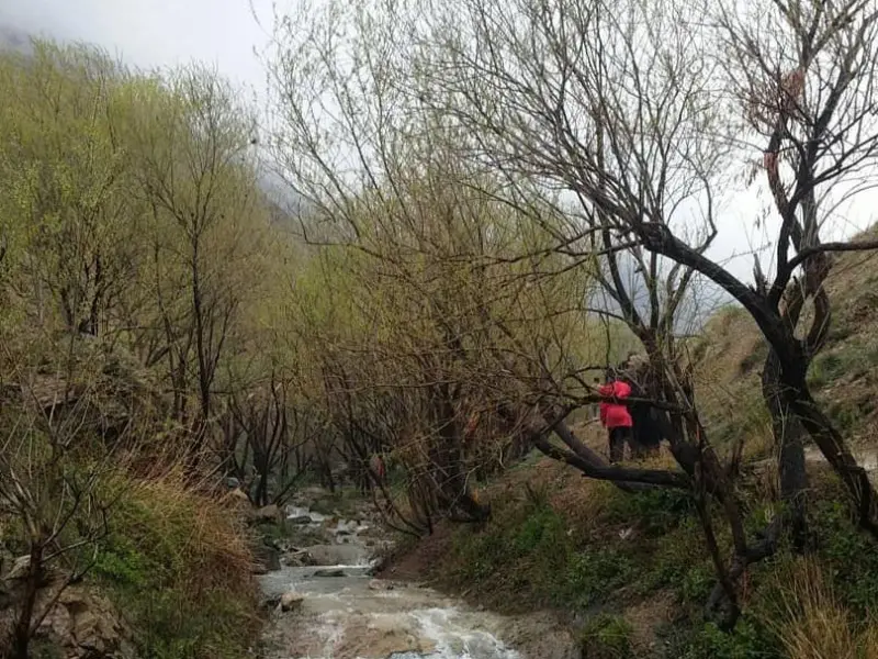 آبشار دره نوسنگ حصارک - تصویر 3