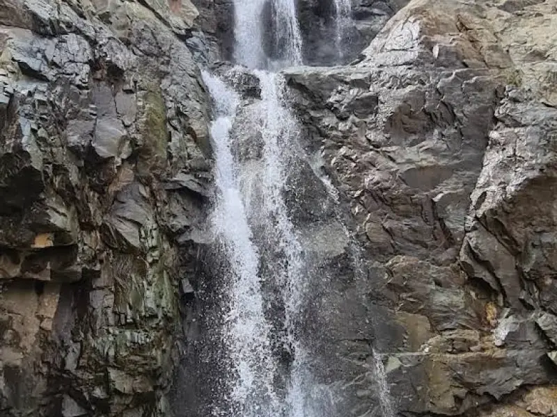 آبشار باغگل - تصویر 10