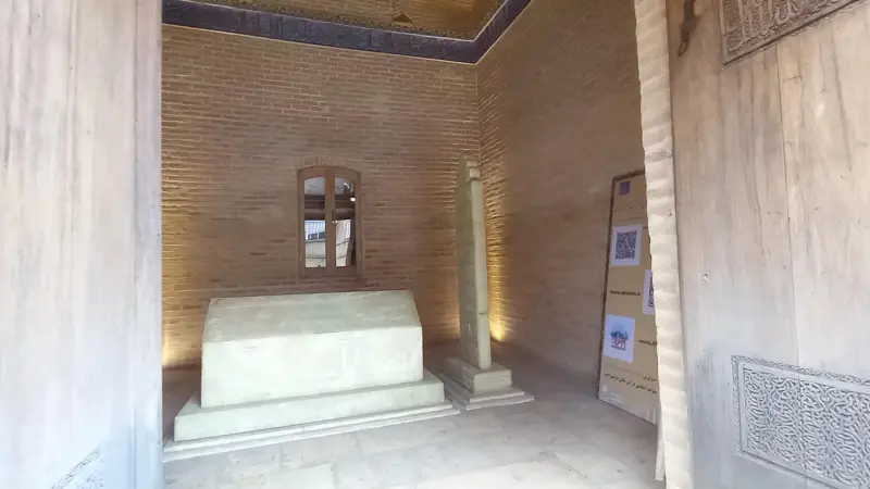 آرامگاه حمدالله مستوفی - تصویر 2