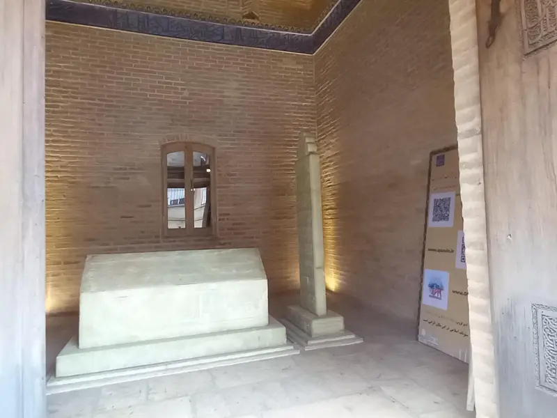 آرامگاه حمدالله مستوفی - تصویر 2