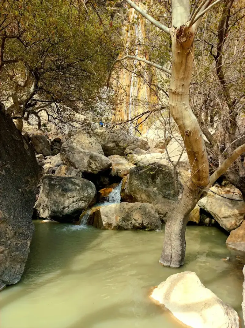 آبشار طوف خیمه سوق - تصویر 4