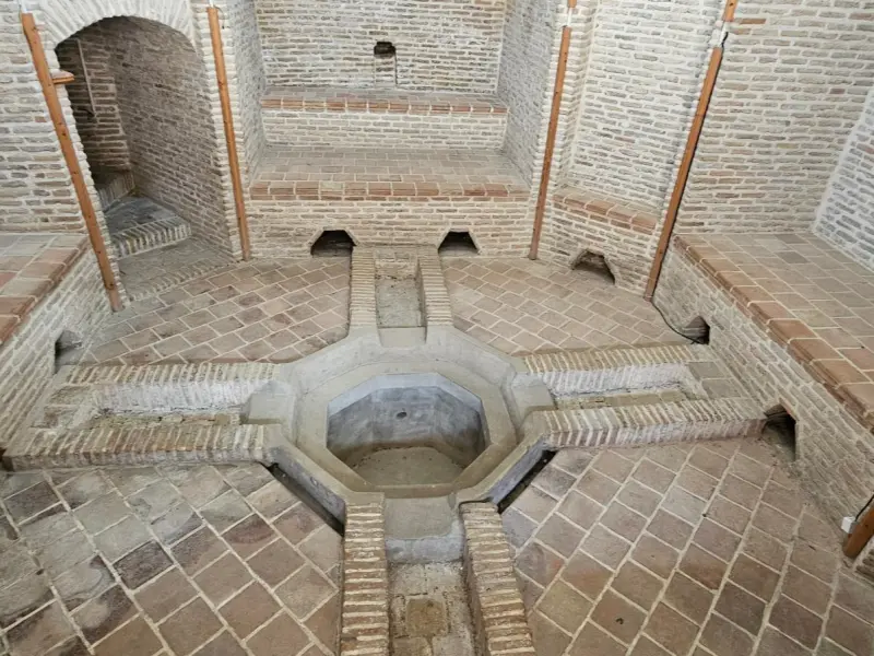 حمام وزیری