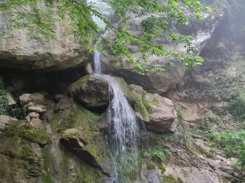آبشار خاک پیرزن - تصویر 4
