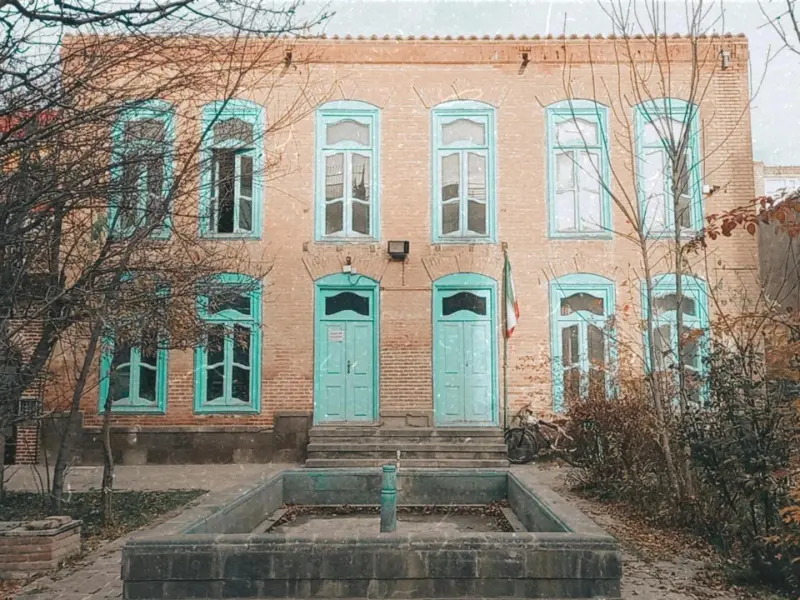 خانه مناف‌زاده