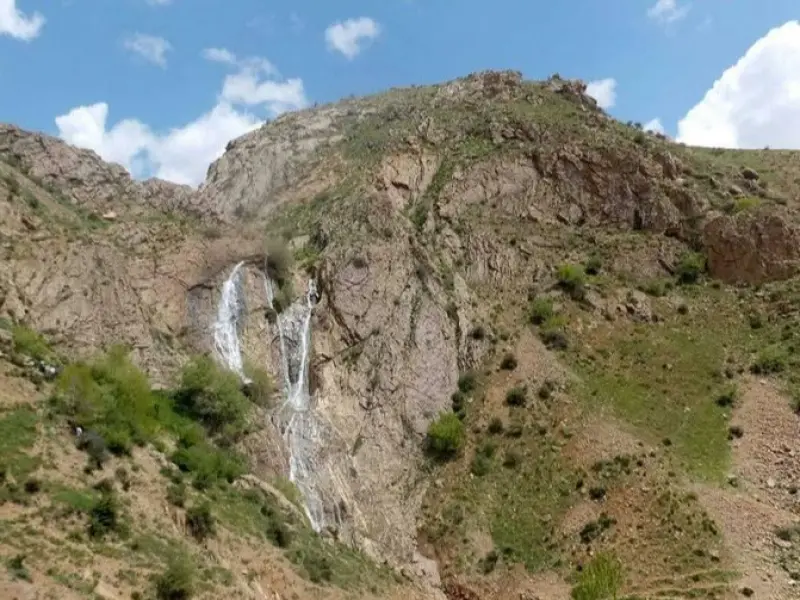 آبشار باداملو