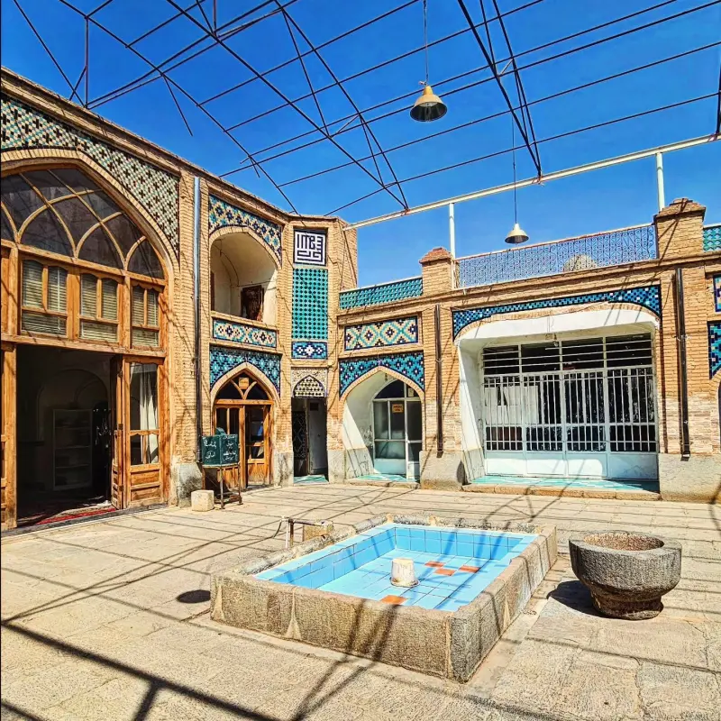 مسجد سرخی - تصویر 5