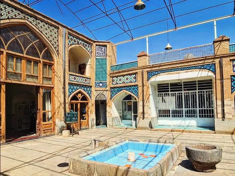 مسجد سرخی - تصویر 5