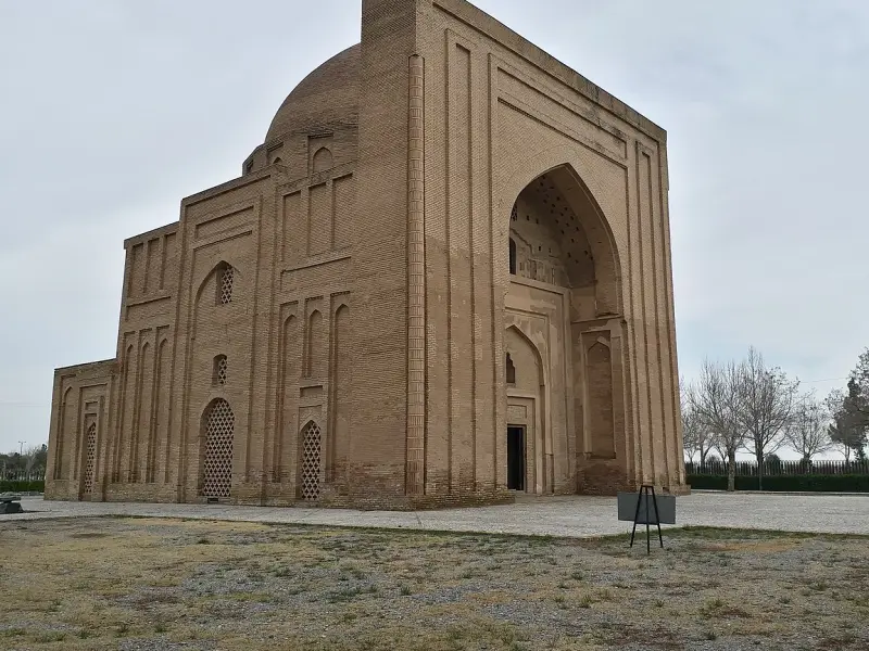 گنبد هارونیه - تصویر 4