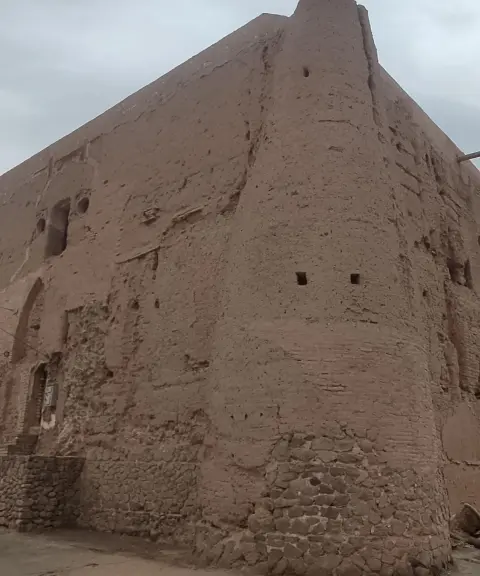 قلعه سنگ بست، اصفهان