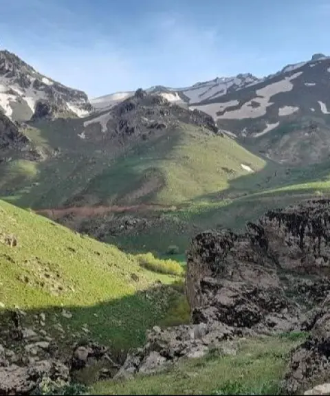 قله زلیخا، کردستان