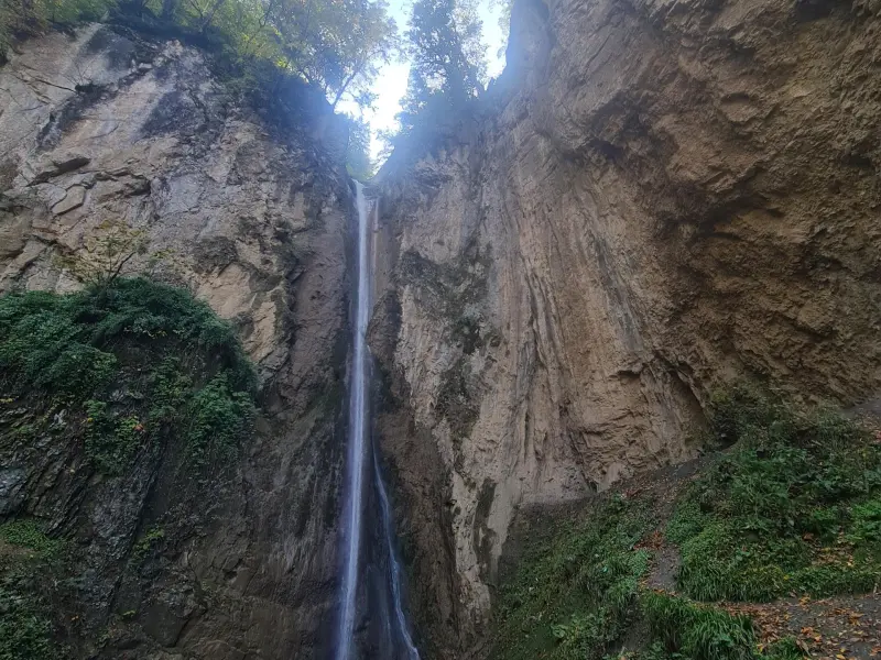 آبشار زیارت - تصویر 5