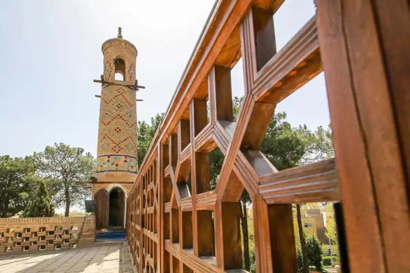 منارجنبان اصفهان - تصویر 6