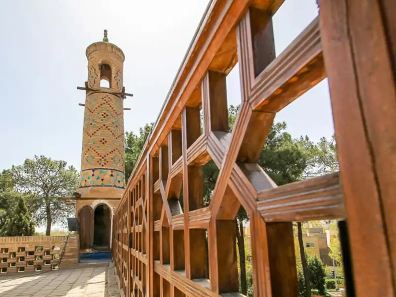 منارجنبان اصفهان - تصویر 6
