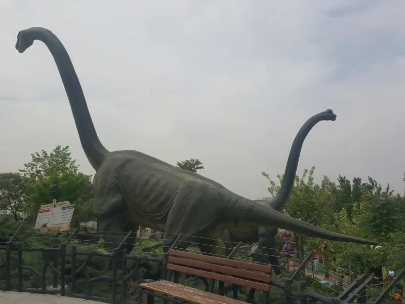 پارک ژوراسیک تهران - تصویر 1