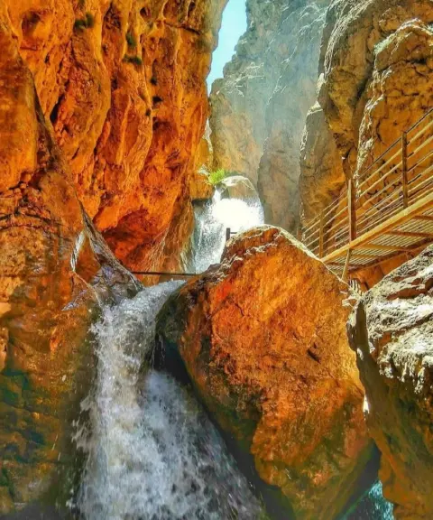 آبشار مجن، سمنان