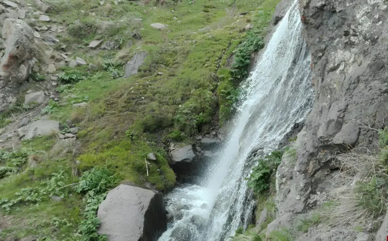 آبشار حلمسی - تصویر 1