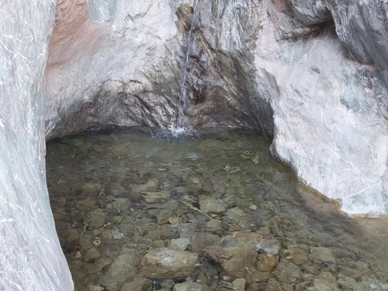 آبشار چهارده