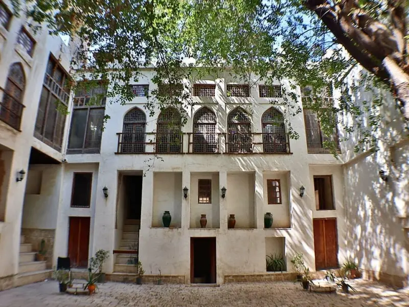 عمارت دهدشتی - تصویر 1