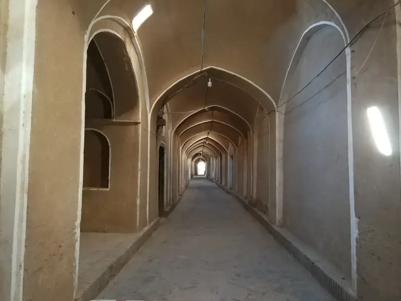 بازار تاریخی زواره