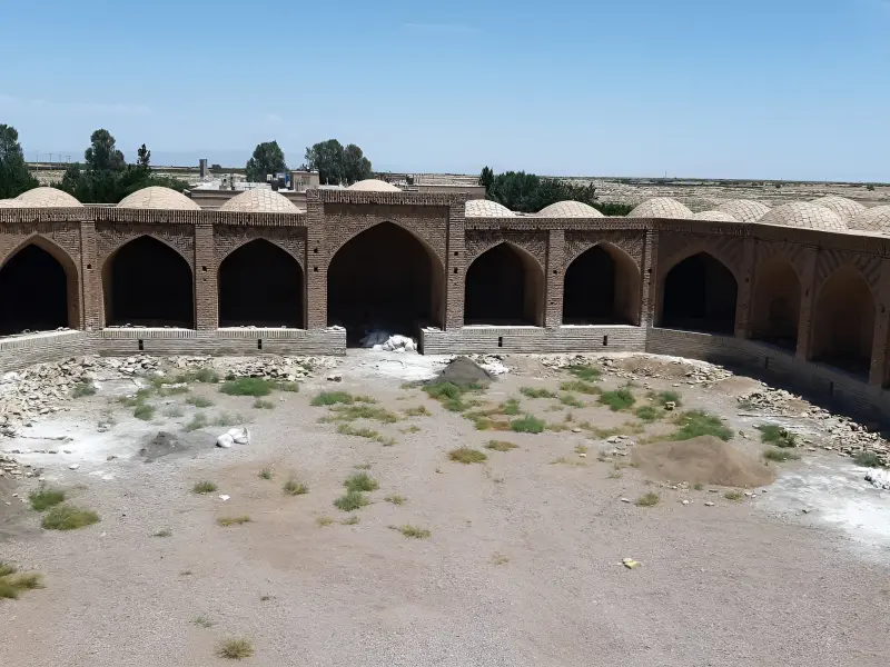 کاروانسرای فخرآباد - تصویر 1