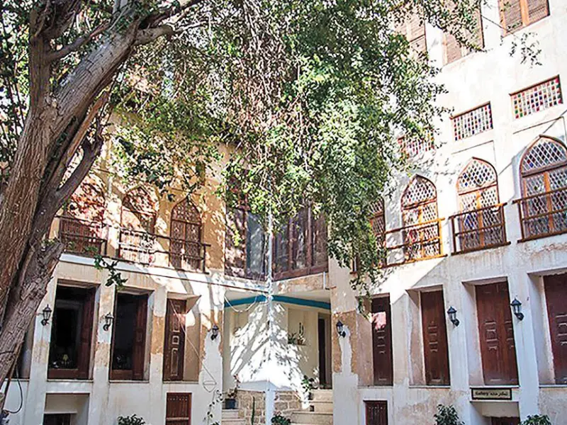 عمارت دهدشتی - تصویر 2