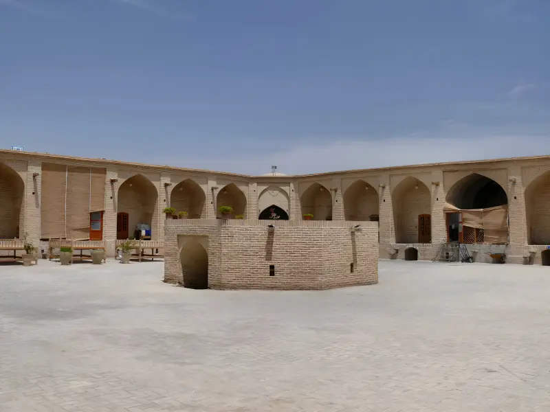 کاروانسرای شاه عباسی میبد - تصویر 3