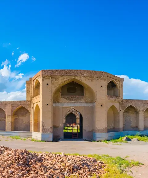 کاروانسرای جمال‌آباد، آذربایجان شرقی