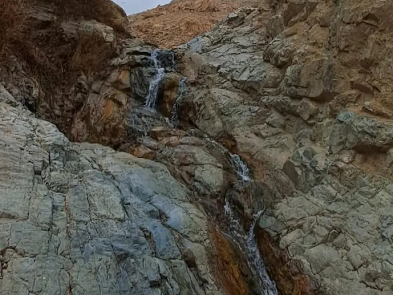 آبشار دره نوسنگ حصارک - تصویر 6