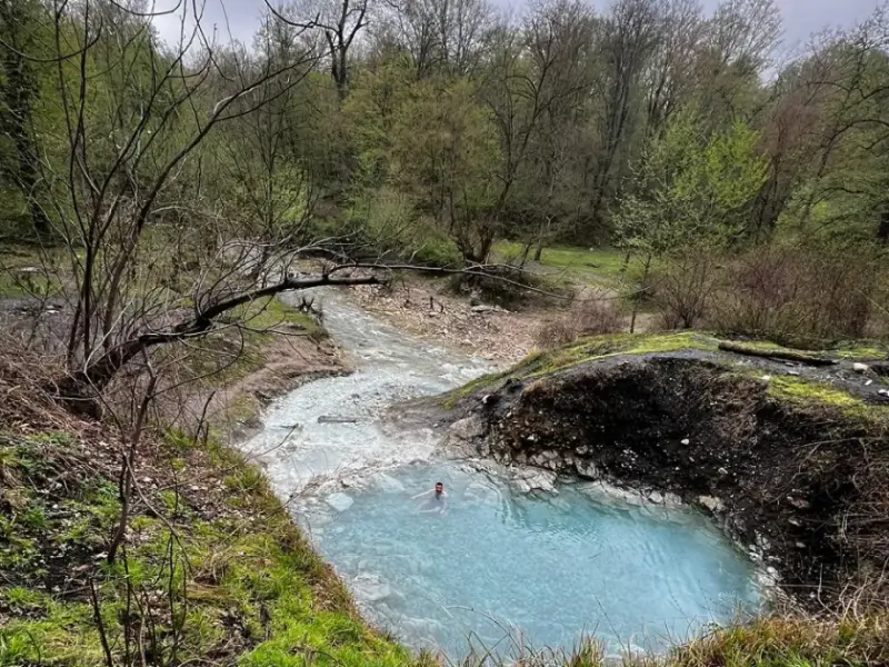 چشمه آب گرم بلیران