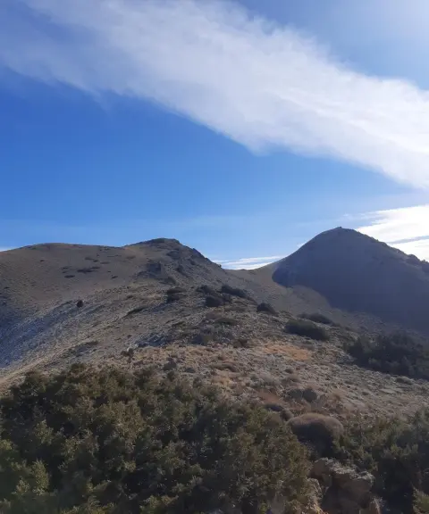 قله سرخنی، مازندران