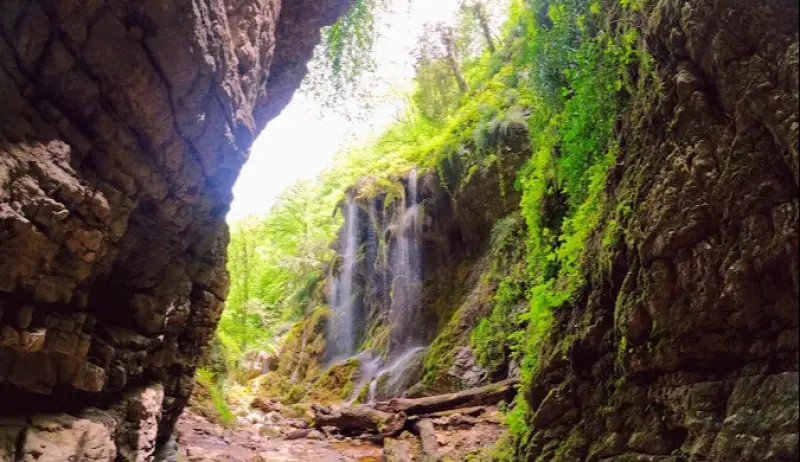 آبشار بهشت باران - تصویر 5