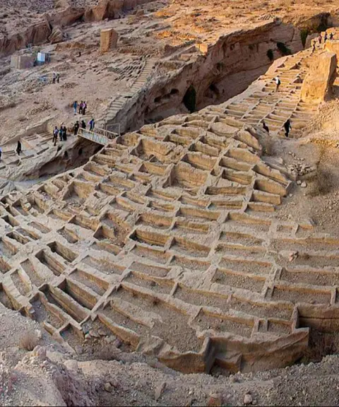 دره لیر سیراف، بوشهر