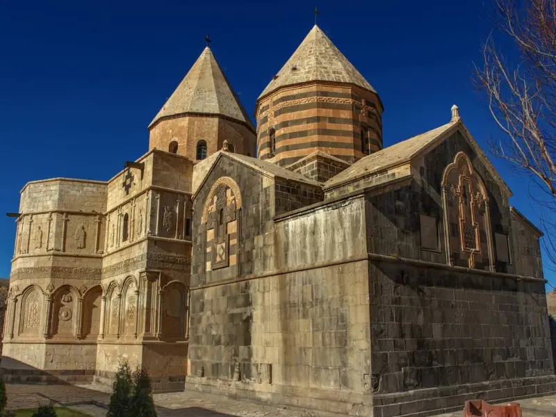 کلیسای تادئوس مقدس - تصویر 2