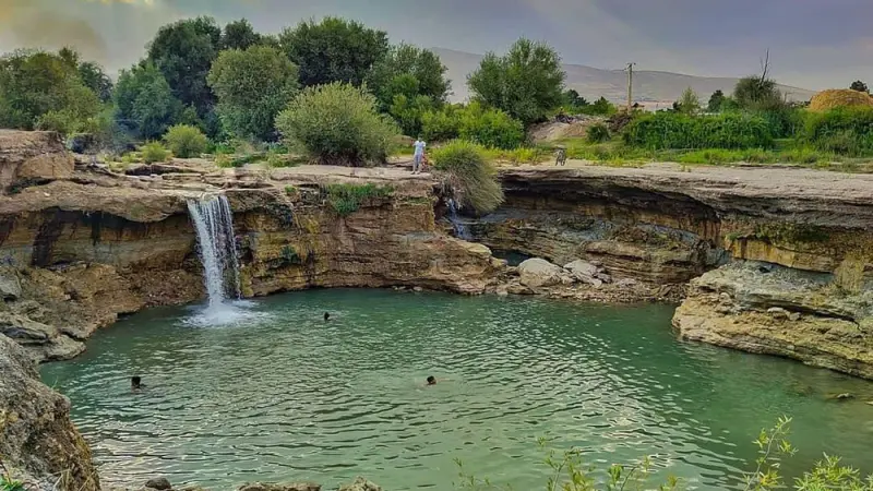 آبشار باراندوز - تصویر 1