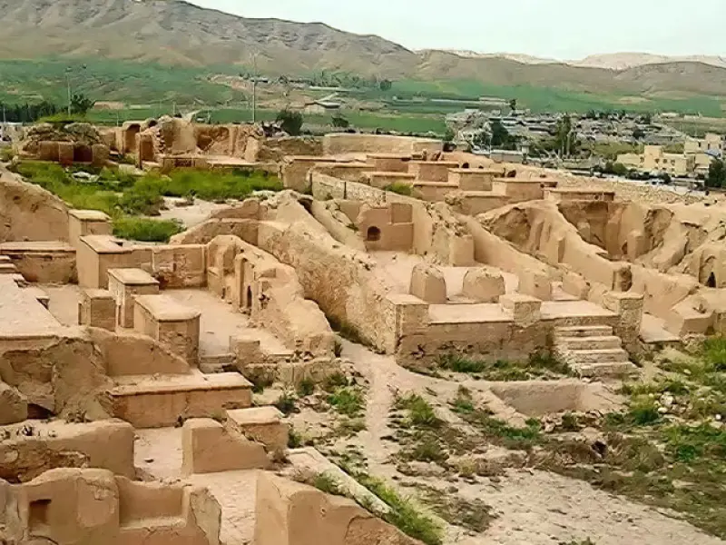 تپه هگمتانه - تصویر 1