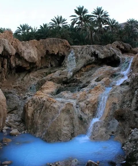چشمه آب‌ گرم گنو، هرمزگان