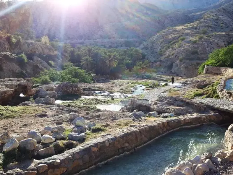 چشمه آب‌ گرم گنو - تصویر 2