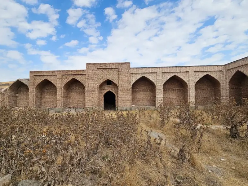 کاروانسرای قانلی بلاغ - تصویر 2