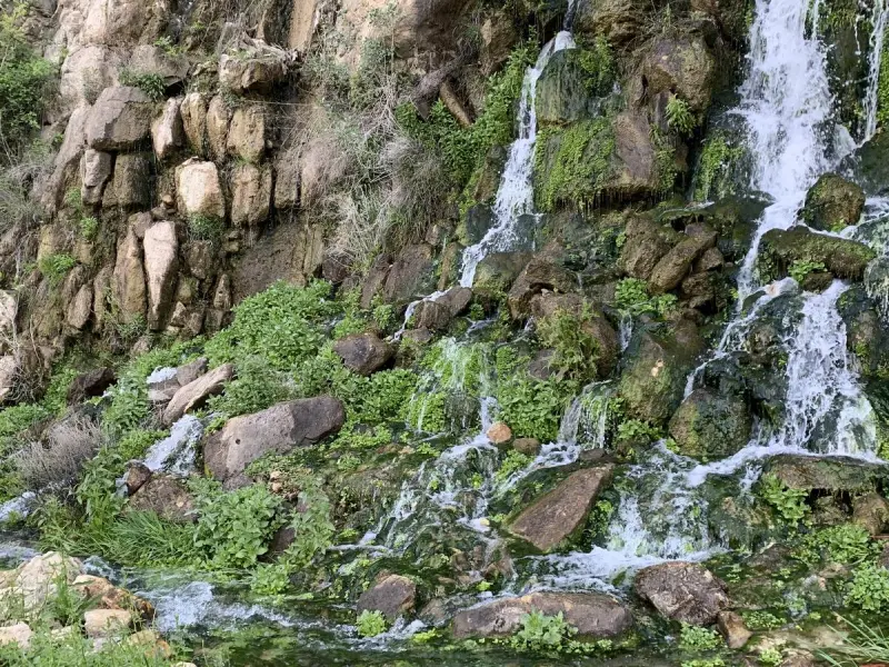 آبشار تنگ آباده - تصویر 1