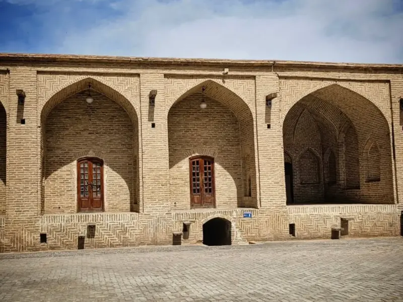 کاروانسرای شاه عباسی میبد - تصویر 5