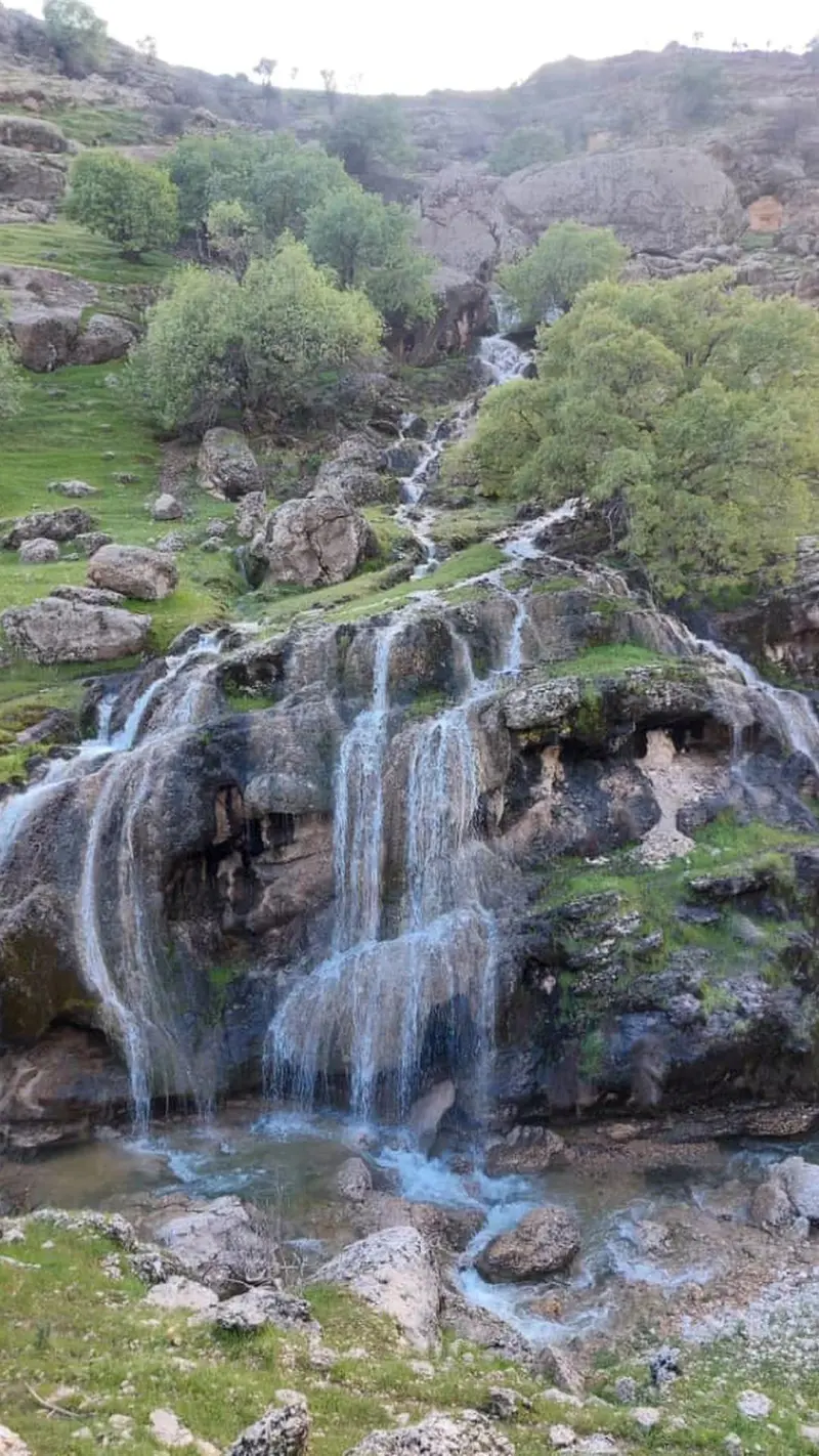 آبشار طوف خیمه سوق - تصویر 9