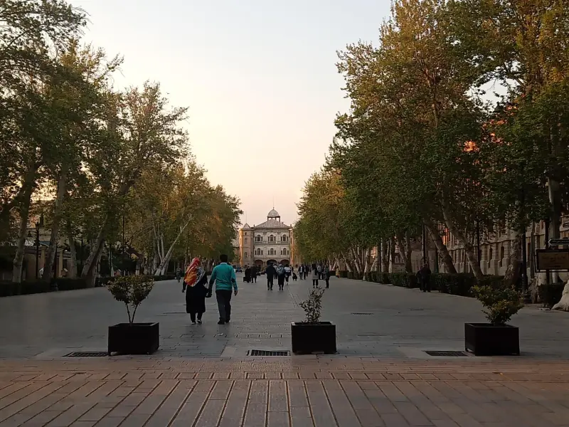 میدان مشق - تصویر 8