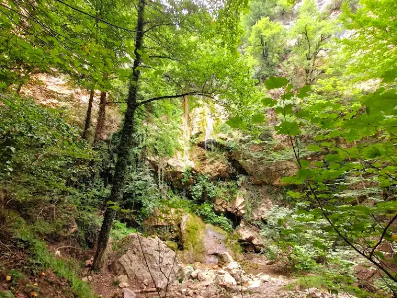 آبشار خاک پیرزن - تصویر 10