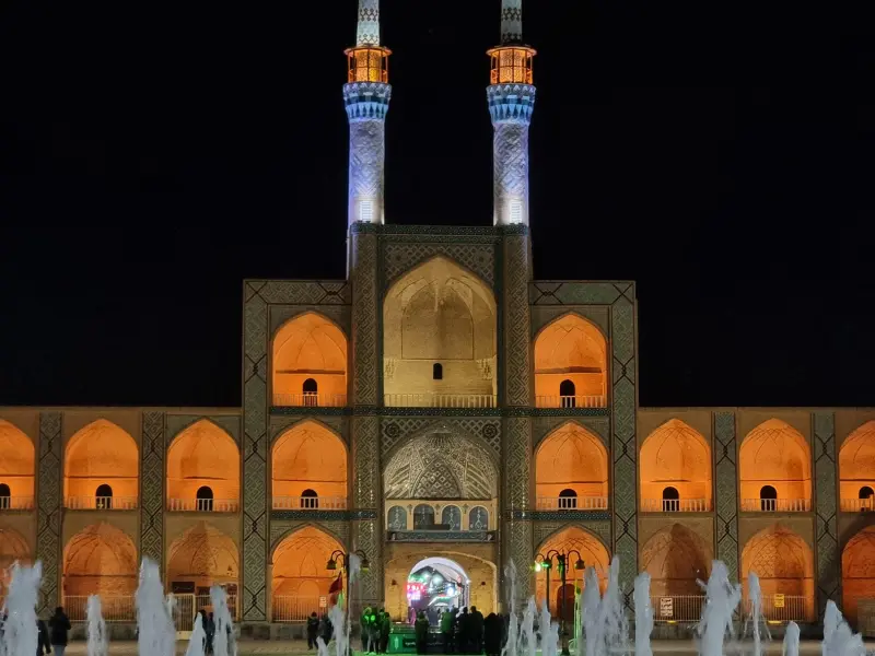 میدان امیر چخماق - تصویر 8