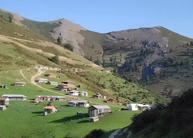 روستای مرکیه - تصویر 1