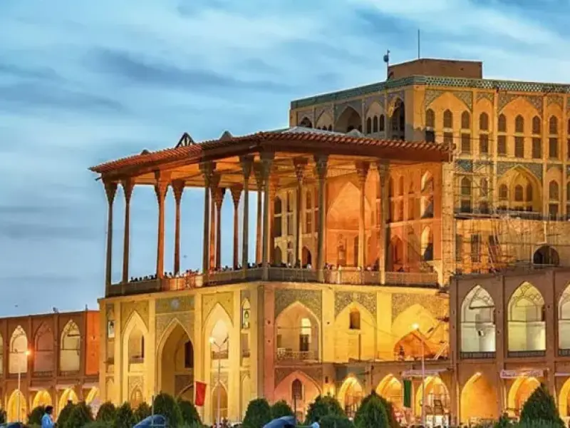 کاخ عالی‌قاپو - تصویر 4