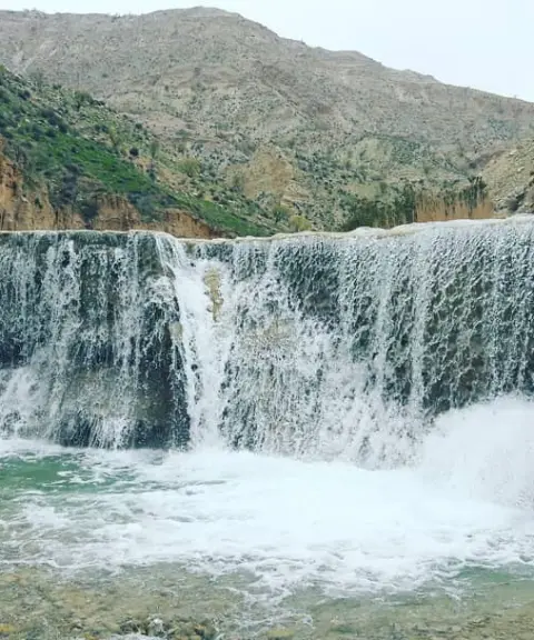 آبشار سرطاف، ایلام